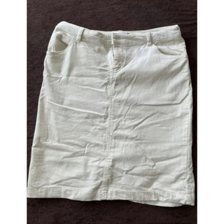 レプシィム(LEPSIM)の白 台形スカート (ひざ丈スカート)