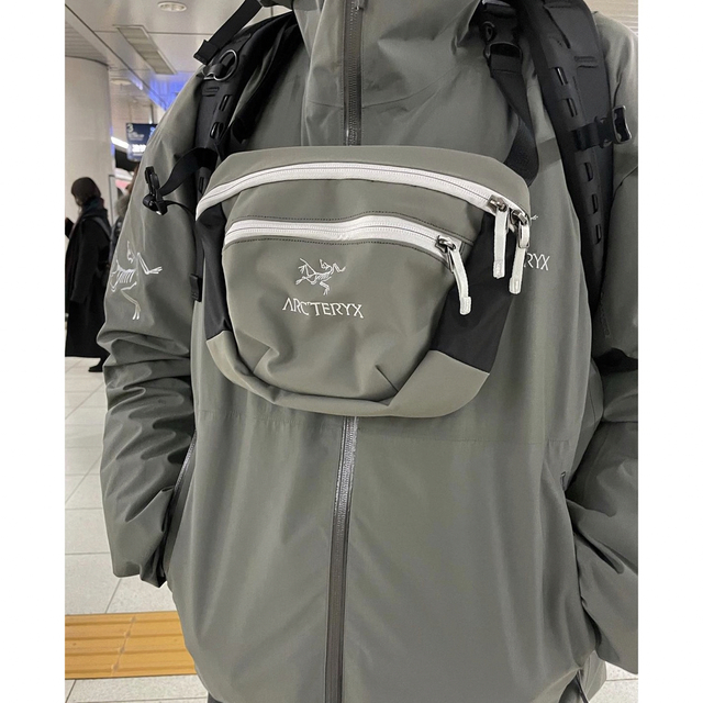 ARC'TERYX(アークテリクス)のARC’TERYX × BEAMS / 別注 ARRO ReBIRD メンズのバッグ(ショルダーバッグ)の商品写真