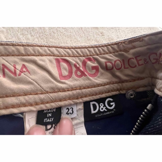 DOLCE&GABBANA(ドルチェアンドガッバーナ)のDOLCE & GABBANA ジーンズ　23インチ レディースのパンツ(デニム/ジーンズ)の商品写真