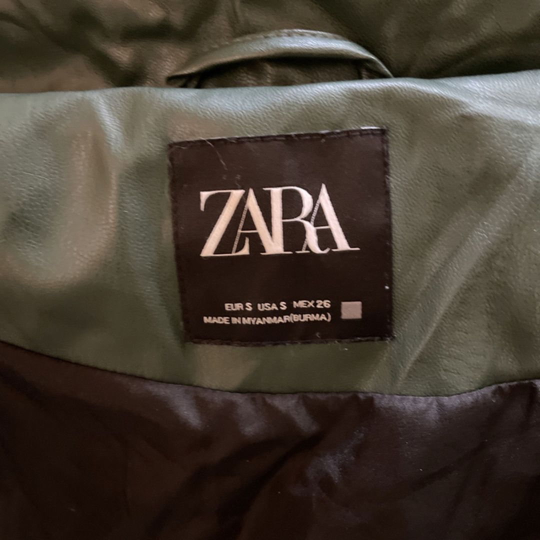 ZARA(ザラ)のZARA レザー風ダウンジャケット レディースのジャケット/アウター(ダウンジャケット)の商品写真