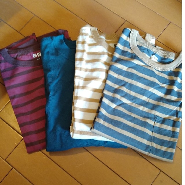 UNIQLO(ユニクロ)の美品　ユニクロＵ　キッズ　長袖Ｔシャツ４枚セット　160　USED キッズ/ベビー/マタニティのキッズ服男の子用(90cm~)(Tシャツ/カットソー)の商品写真