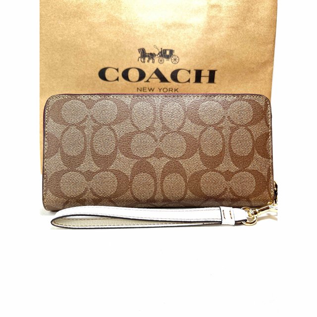 COACH コーチ スヌーピー コラボ 長財布 シグネチャー レインボー COACH コーチ スヌーピー コラボ 長財布 シグネチャー レインボー