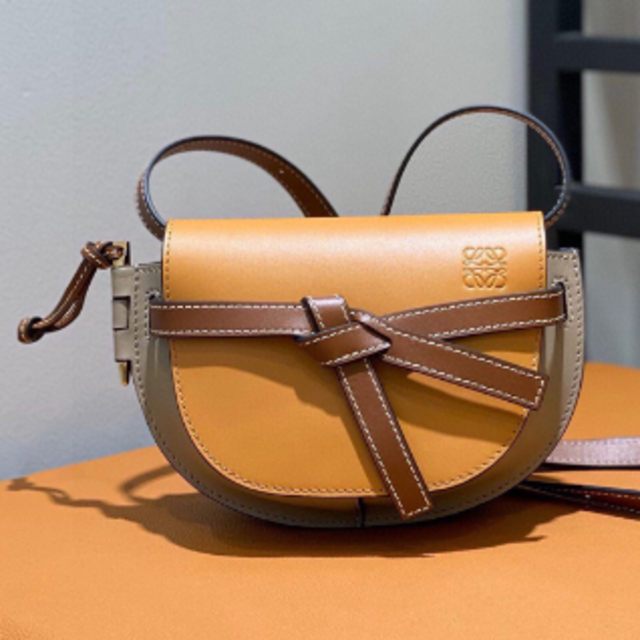 種類豊富な品揃え LOEWE - LOEWE デュアルバッグ ミニ ショルダー