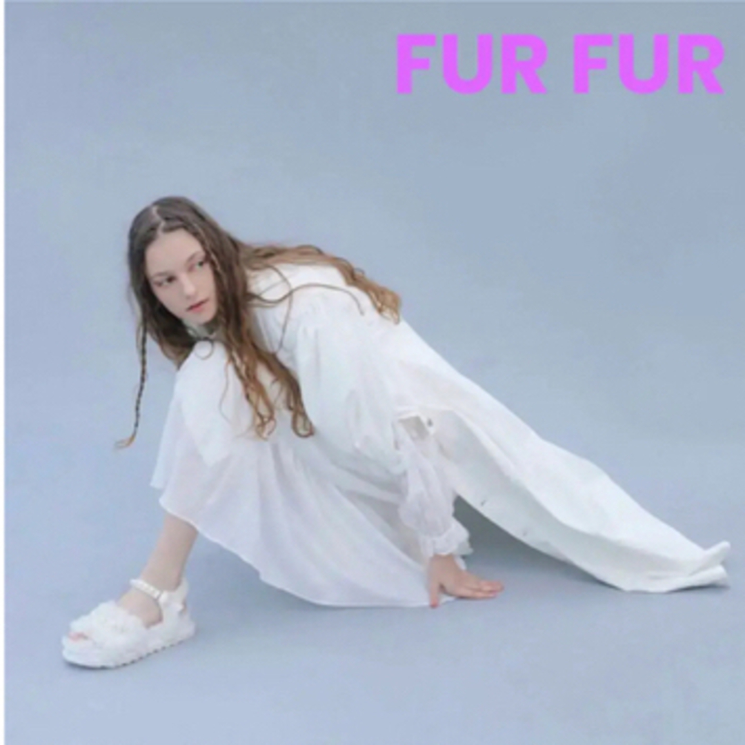 fur fur(ファーファー)のfurfur  ホワイトデニムのコクーンワンピース レディースのワンピース(ロングワンピース/マキシワンピース)の商品写真