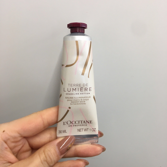 L'OCCITANE(ロクシタン)のロクシタン　テールドルミエール　ハンドクリーム　30ml コスメ/美容のボディケア(ハンドクリーム)の商品写真