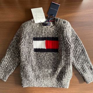 トミーヒルフィガー(TOMMY HILFIGER)の☆新品・未使用☆TOMMY HILFIGERニットトレーナー(90サイズ)(ニット)