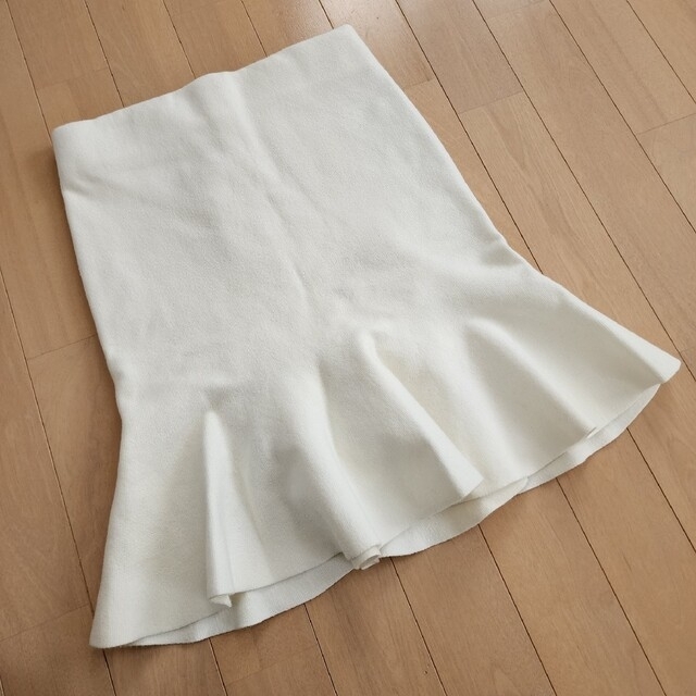 SNIDEL(スナイデル)のSNIDEL スナイデル ニット フレアスカート ミニ丈マーメイドスカート レディースのスカート(ミニスカート)の商品写真