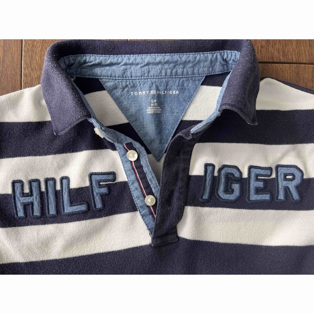 TOMMY HILFIGER(トミーヒルフィガー)のトミーヒルフィガー　ポロシャツ　サイズ6-7 キッズ/ベビー/マタニティのキッズ服男の子用(90cm~)(Tシャツ/カットソー)の商品写真