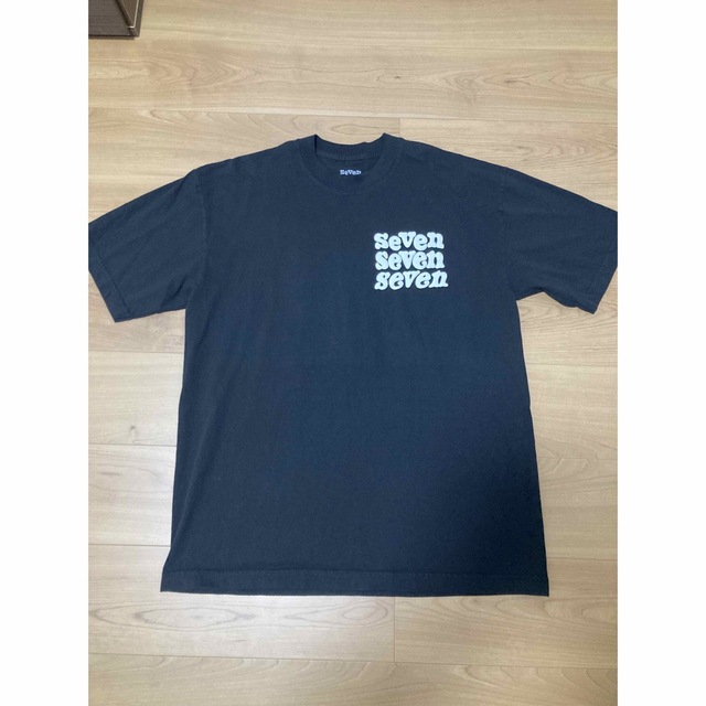 Girls Don't Cry(ガールズドントクライ)のseven seven seven puff print tee L 黒 新品 メンズのトップス(Tシャツ/カットソー(半袖/袖なし))の商品写真