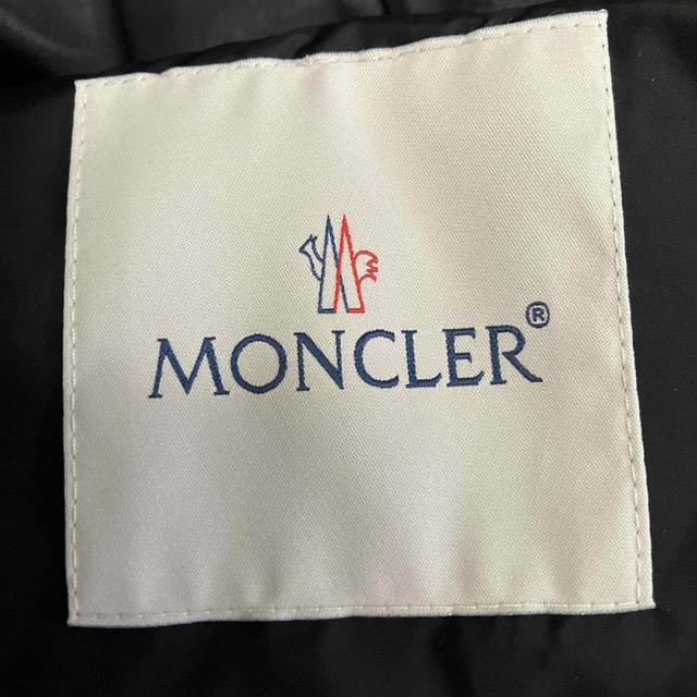 MONCLER(モンクレール)のMONCLER BOISSARD  サイズ０ ナイロンジャケット 新品未使用　 レディースのジャケット/アウター(ナイロンジャケット)の商品写真