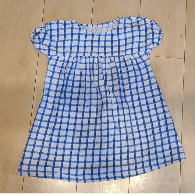 UNIQLO(ユニクロ)のユニクロ　ワンピース　100cm キッズ/ベビー/マタニティのキッズ服女の子用(90cm~)(ワンピース)の商品写真