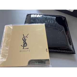 イヴサンローラン(Yves Saint Laurent)の【値下げ❣️】新品未使用　YSL ミラー　手鏡　ケース付き(ミラー)