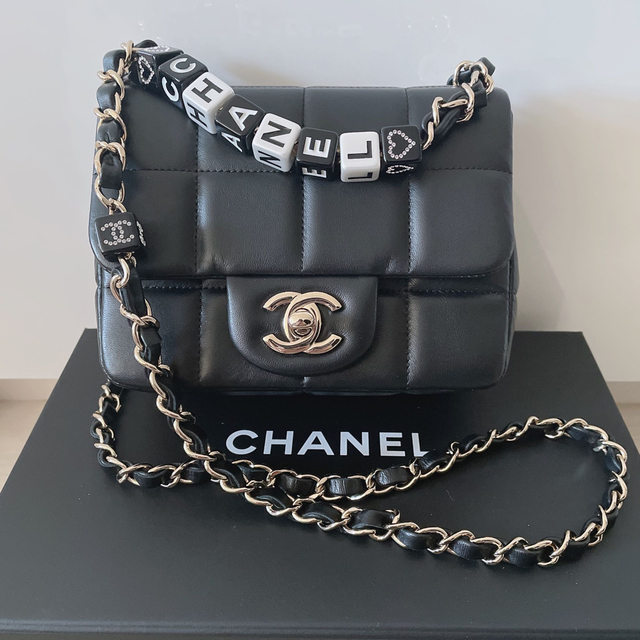 女性に人気! 新品未使用 - CHANEL CHANEL ミニフラップバッグ 22/23コレクション シャネル ショルダーバッグ 女性に人気! 新品未使用 - CHANEL CHANEL ミニフラップバッグ 22/23コレクション シャネル ショルダーバッグ