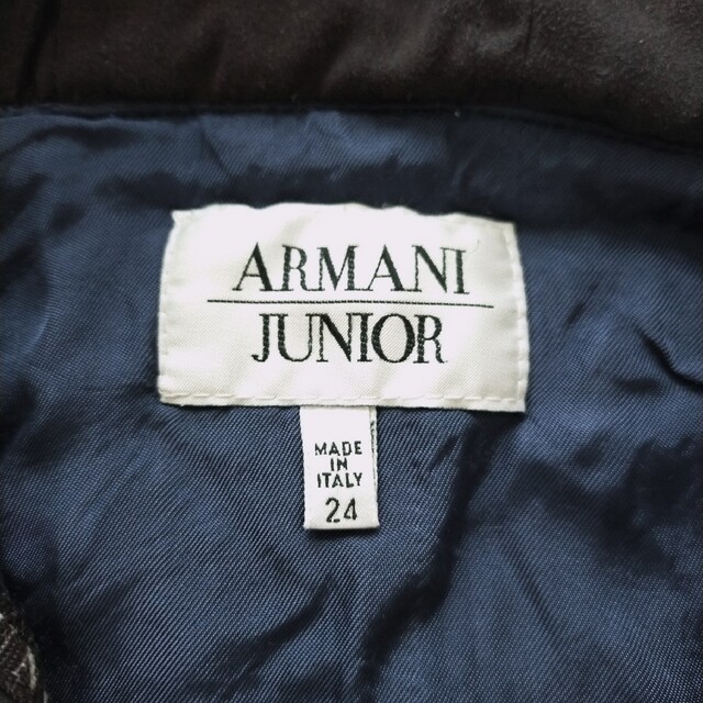 ARMANI JUNIOR(アルマーニ ジュニア)のアルマーニ　フード付キルティングジャケット　ネイビー　イタリア製　古着 キッズ/ベビー/マタニティのキッズ服男の子用(90cm~)(ジャケット/上着)の商品写真