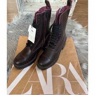 ZARA ウェスタンブーツ　スクエアトゥブーツ