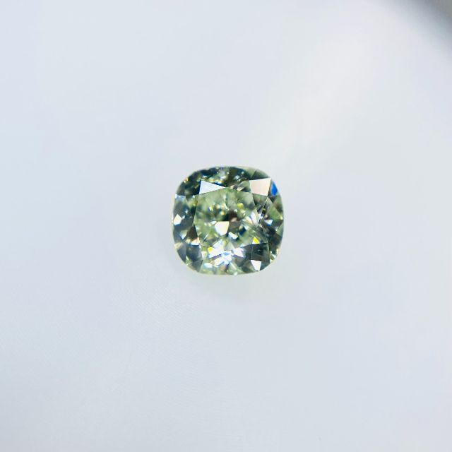 FANCY GREEN* UNDETERMINED* 0.306ct X