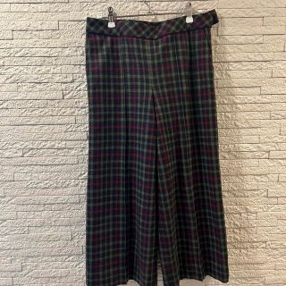 ダックス(DAKS)のDAKS ウール100%ワイドパンツ　クロップド丈　日本製(クロップドパンツ)