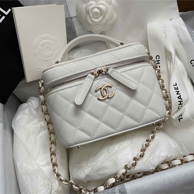 CHANEL シャネルショルダーバッグ