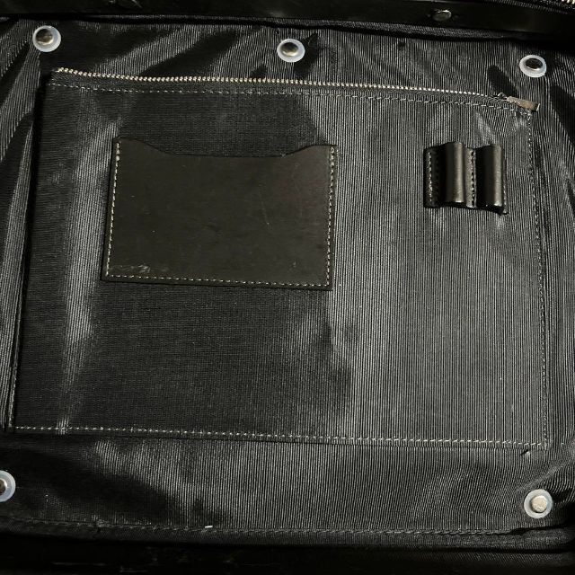 Jean-Paul GAULTIER(ジャンポールゴルチエ)のJPG Archive metal Frame Shoulder Bag メンズのバッグ(ショルダーバッグ)の商品写真