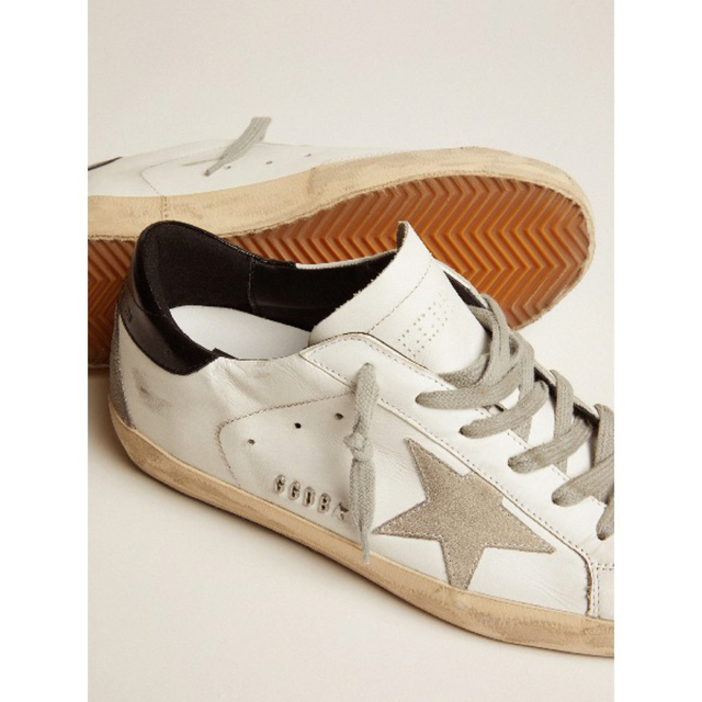 GOLDEN GOOSE(ゴールデングース)のゴールデングース　スニーカー　35 レディースの靴/シューズ(スニーカー)の商品写真