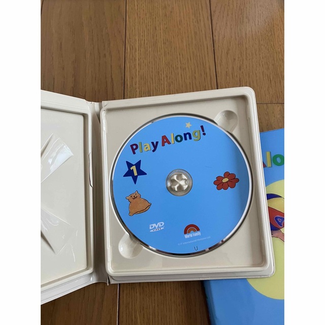 ワールドファミリー　プレイアロング　DVD  CD 1