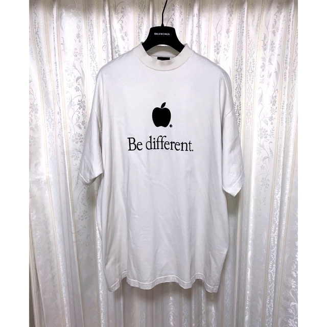 BALENCIAGA be different t シャツ！！！