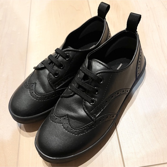 UNITED ARROWS green label relaxing(ユナイテッドアローズグリーンレーベルリラクシング)のgreen label relaxing ウィングチップスニーカー 20cm キッズ/ベビー/マタニティのキッズ靴/シューズ(15cm~)(フォーマルシューズ)の商品写真