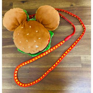 ディズニー(Disney)のレム様専用❣️ディズニー　ミッキーハンバーガー型ポシェット(パスケース/IDカードホルダー)