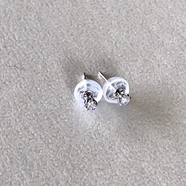 ダイヤモンドピアス　プラチナピアス 0.10ct pt900  ピアス　送料無料ピアス