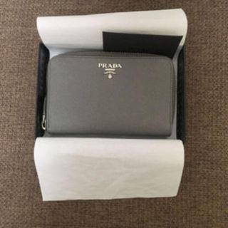 プラダ(PRADA)のとも様専用[PRADA]二つ折り財布(財布)