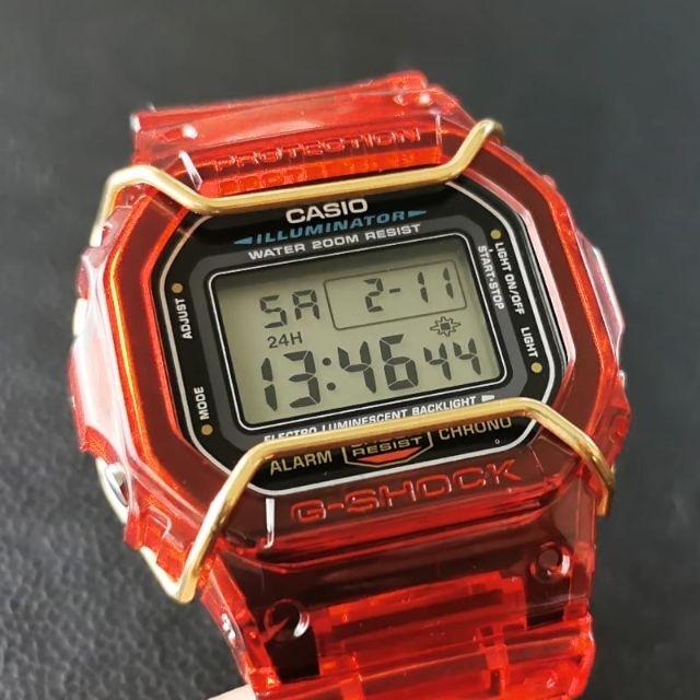 ホワイトバックルベルトループG-SHOCK DW-5600 レッドスケルトン +