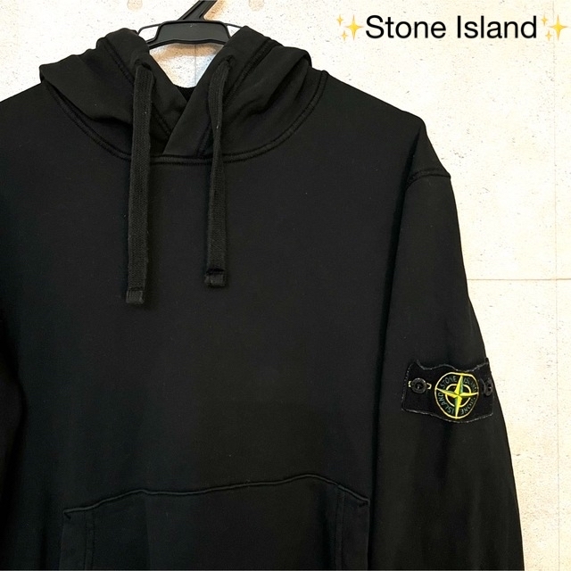 STONE ISLAND(ストーンアイランド)の✨美品 ✨　STONE ISLAND ストーンアイランド スウェット パーカー メンズのトップス(パーカー)の商品写真