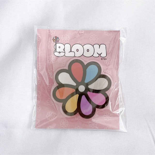 BLOOM(ブルーム)の8LOOM  スマホクリップ エンタメ/ホビーのタレントグッズ(アイドルグッズ)の商品写真