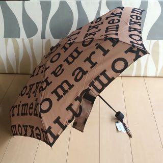 マリメッコ(marimekko)の国内正規品 新品 マリメッコ 折り畳み傘 MARILOGO ブラウン 日本限定(傘)