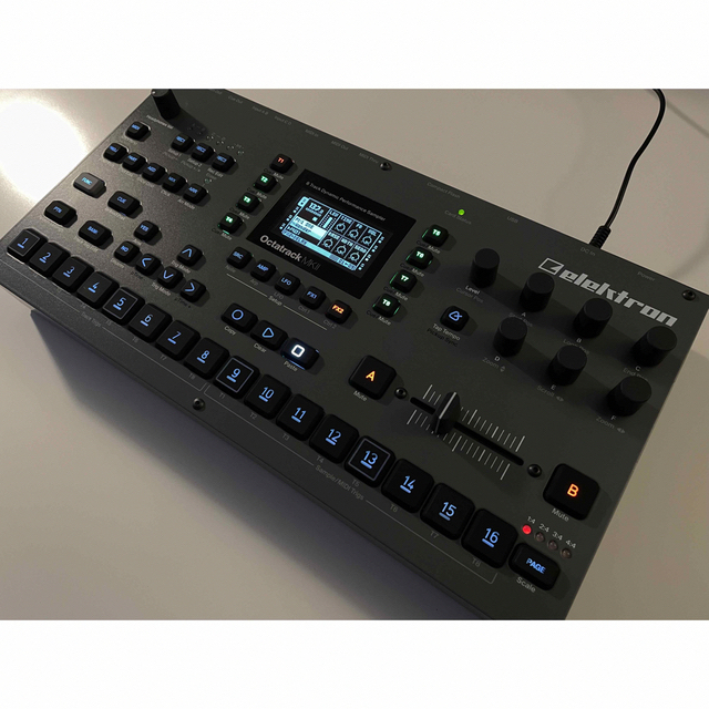 Elektron Octatrack MKII 美品 楽器のDTM/DAW(音源モジュール)の商品写真