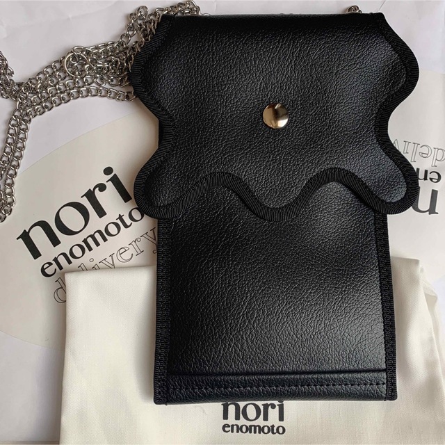 新品未使用　nori enomoto  ノリエノモト　iPhoneショルダーショルダーバッグ