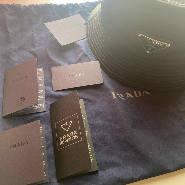 セール】 PRADA 未使用 新品 Sサイズ バケットハット RE-NYLON PRADA