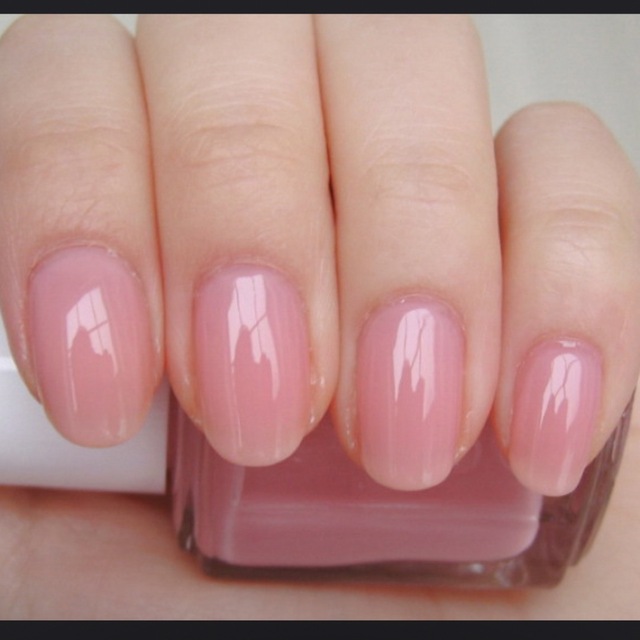 Essie(エッシー)のessie ネイルカラー 545 PINK GLOVE SERVICE  コスメ/美容のネイル(マニキュア)の商品写真