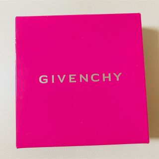 ジバンシィ(GIVENCHY)のGIVENCY ジバンシー　ピンク　ピンク　プレゼント用　空箱　BOX(ショップ袋)