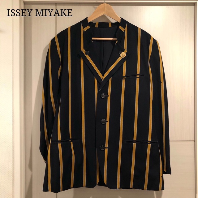 ISSEY MIYAKE イッセイミヤケ テーラードジャケット 熱販売 aleksandra