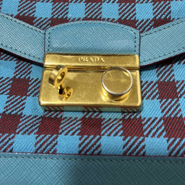 PRADA(プラダ)のprada プラダ レディースのバッグ(メッセンジャーバッグ)の商品写真