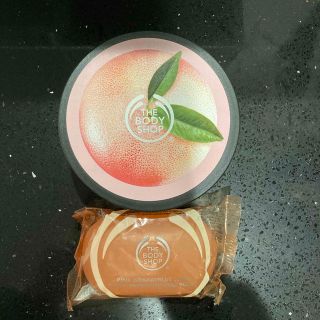 ザボディショップ(THE BODY SHOP)のはっぱ様、専用ページです！　ボディバター　ピンクグレープフルーツ　200ml(ボディクリーム)