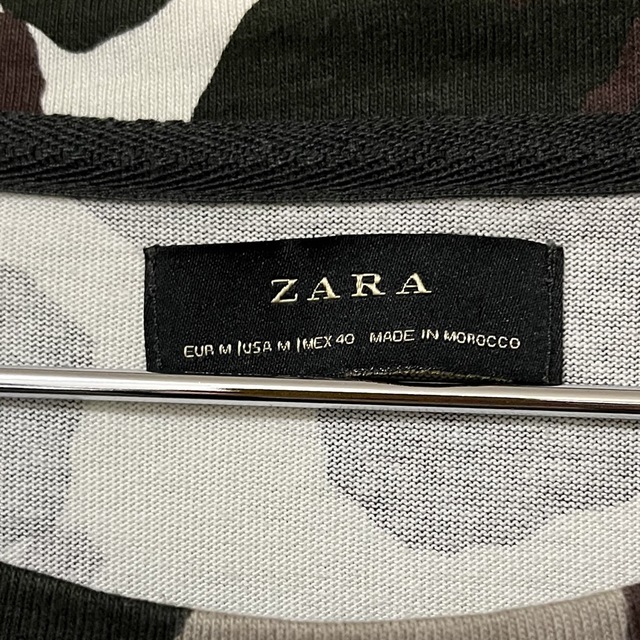 ZARA(ザラ)のZARA 迷彩柄　Tシャツ　Mサイズ メンズのトップス(Tシャツ/カットソー(半袖/袖なし))の商品写真