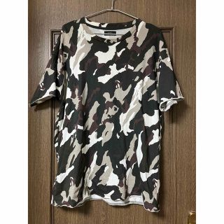 ザラ(ZARA)のZARA 迷彩柄　Tシャツ　Mサイズ(Tシャツ/カットソー(半袖/袖なし))