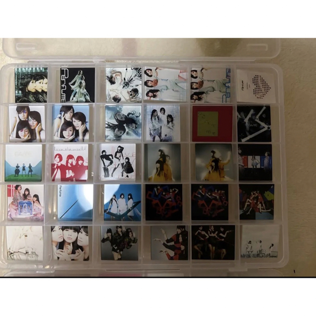 Perfume ジャケットコレクション アクリルバッジ デザインエラー 有り
