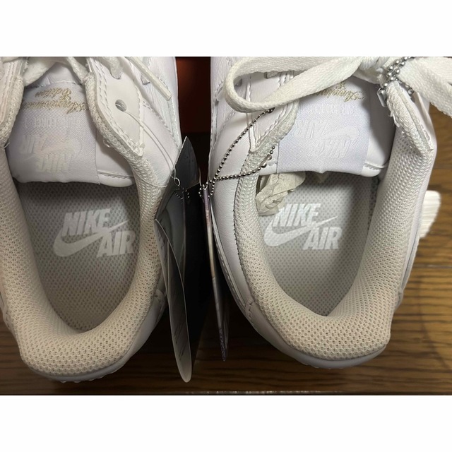 NIKE(ナイキ)のナイキエアフォース1  NIKE AIR FORCE 1 ホワイト 26cm メンズの靴/シューズ(スニーカー)の商品写真