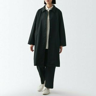 ムジルシリョウヒン(MUJI (無印良品))の【新品】無印良品 木の実から作ったカポック混 ステンカラーコート／黒／Ｌ(ロングコート)