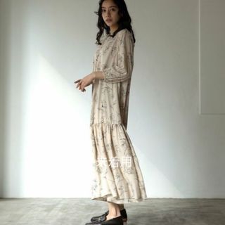 トゥデイフル(TODAYFUL)のLINE PRINT ONEPIECE "marjour"(ロングワンピース/マキシワンピース)