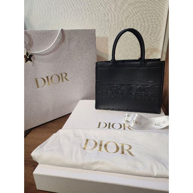 Christian Dior - 【美品】 Dior ブックトートバック　ミディアムバッグ　レザー