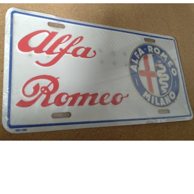 Alfa Romeo(アルファロメオ)のALFA ROMEO ナンバープレート 自動車/バイクの自動車(車外アクセサリ)の商品写真